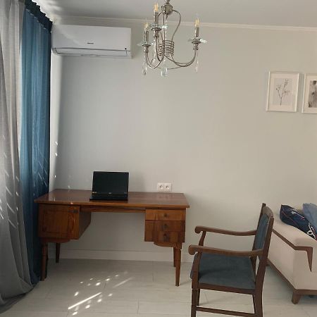 Apartments Of Gregoryan Tbilisi Bagian luar foto