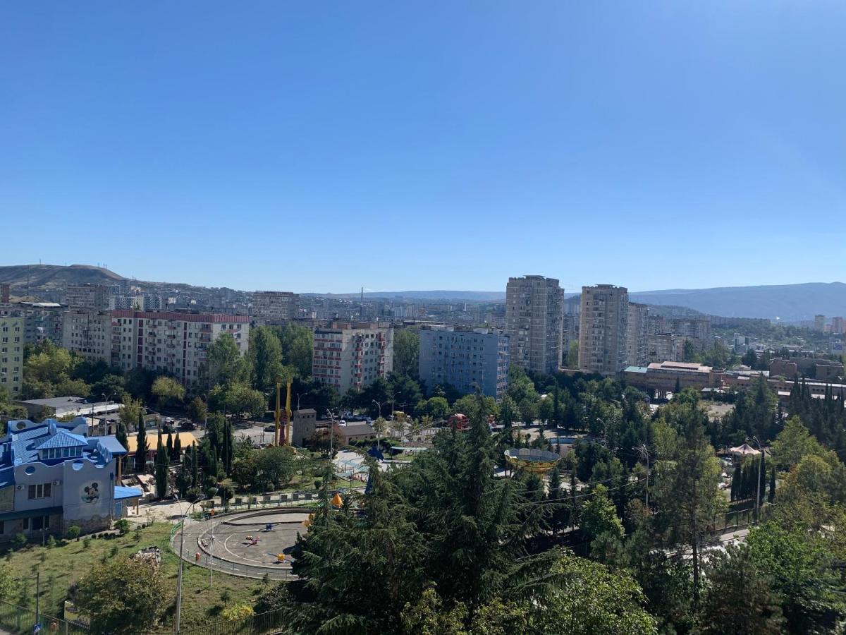 Apartments Of Gregoryan Tbilisi Bagian luar foto